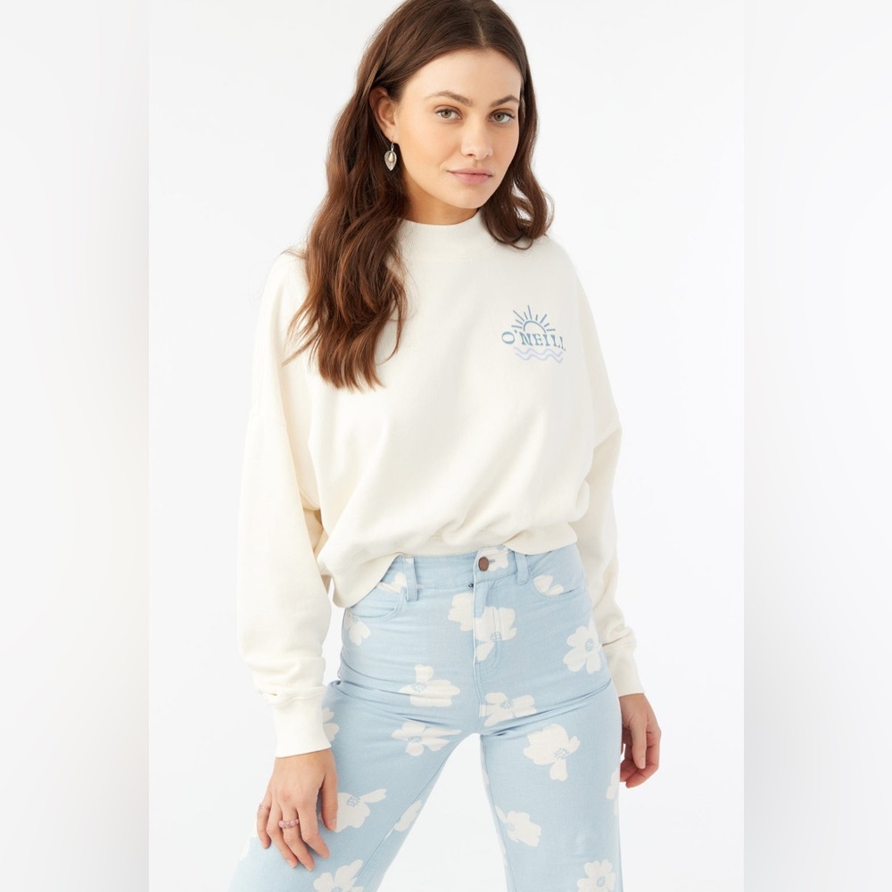 O’Neill Cream Mock Neck Crop Sweatshirt Size Large Cozy Beach Surf